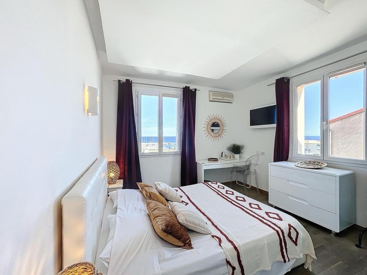 Hotel Les 3 Terrasses Сари Соленцара Екстериор снимка
